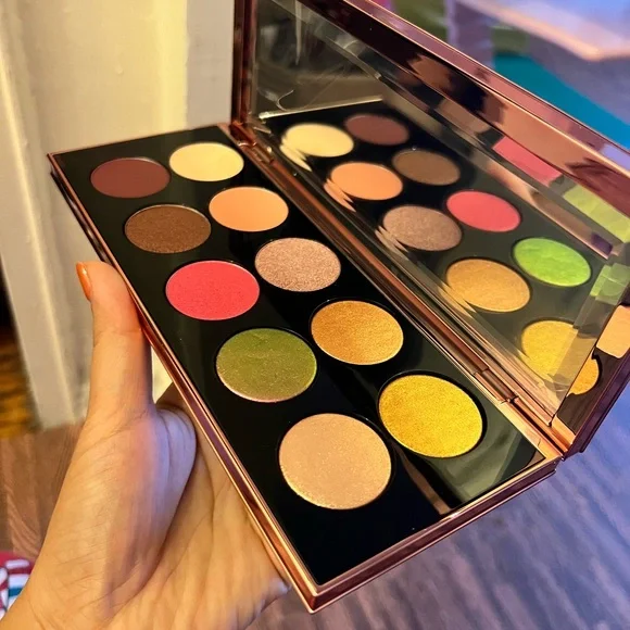 new pat mcgrath viii eye shadow ( rose case limited edition)